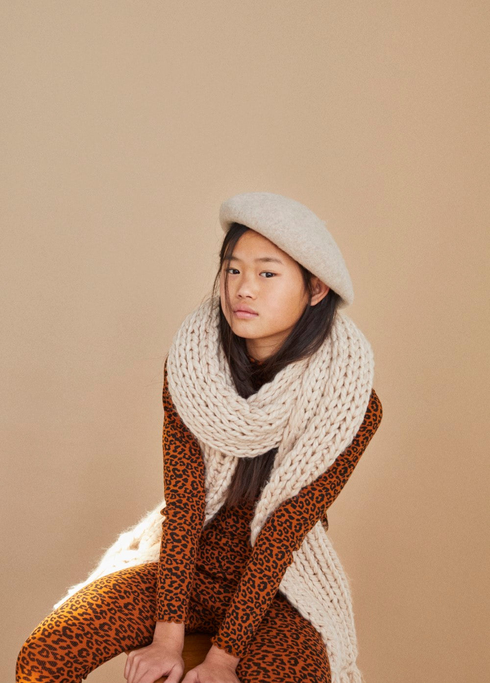 BETSY TEE CARAMEL LEO PRINT_SAMPLING