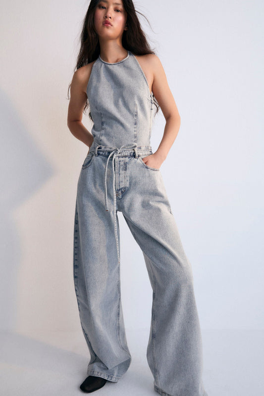  Chios Woman Top in denim fabric 100% cotton, halter neck top with bust darts and a fitted waist, with a side zipper. Spring Summer Collection. The New Society.