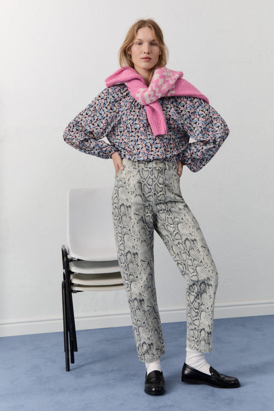 Geneva Woman Blouse